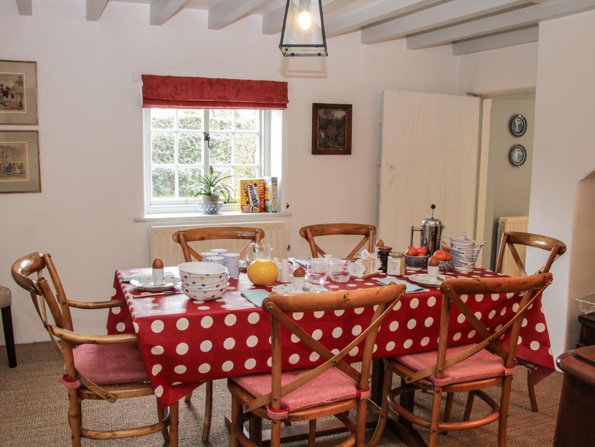 Wolvesacre Mill Cottage Вітчерч Екстер'єр фото