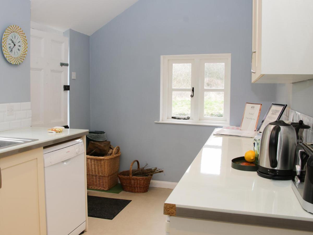Wolvesacre Mill Cottage Вітчерч Екстер'єр фото